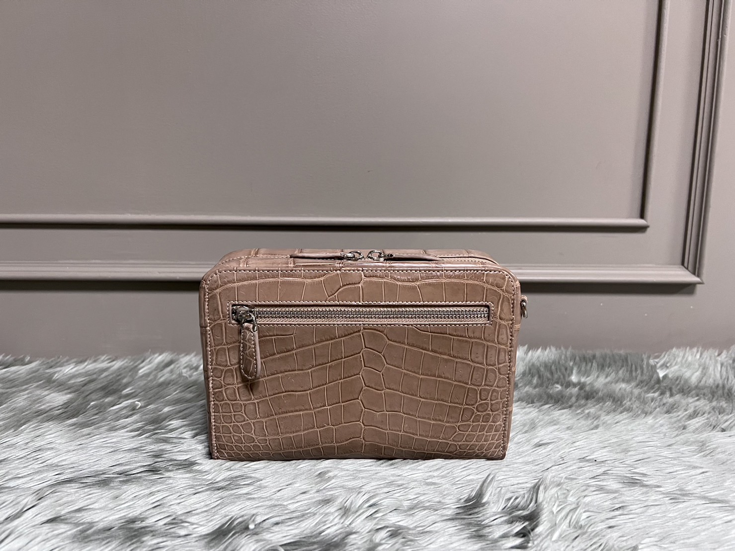 M Roma Bag - Image 3