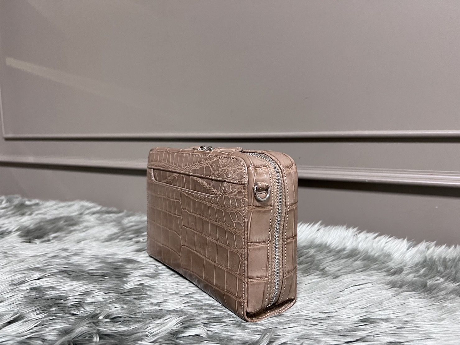 M Roma Bag - Image 2