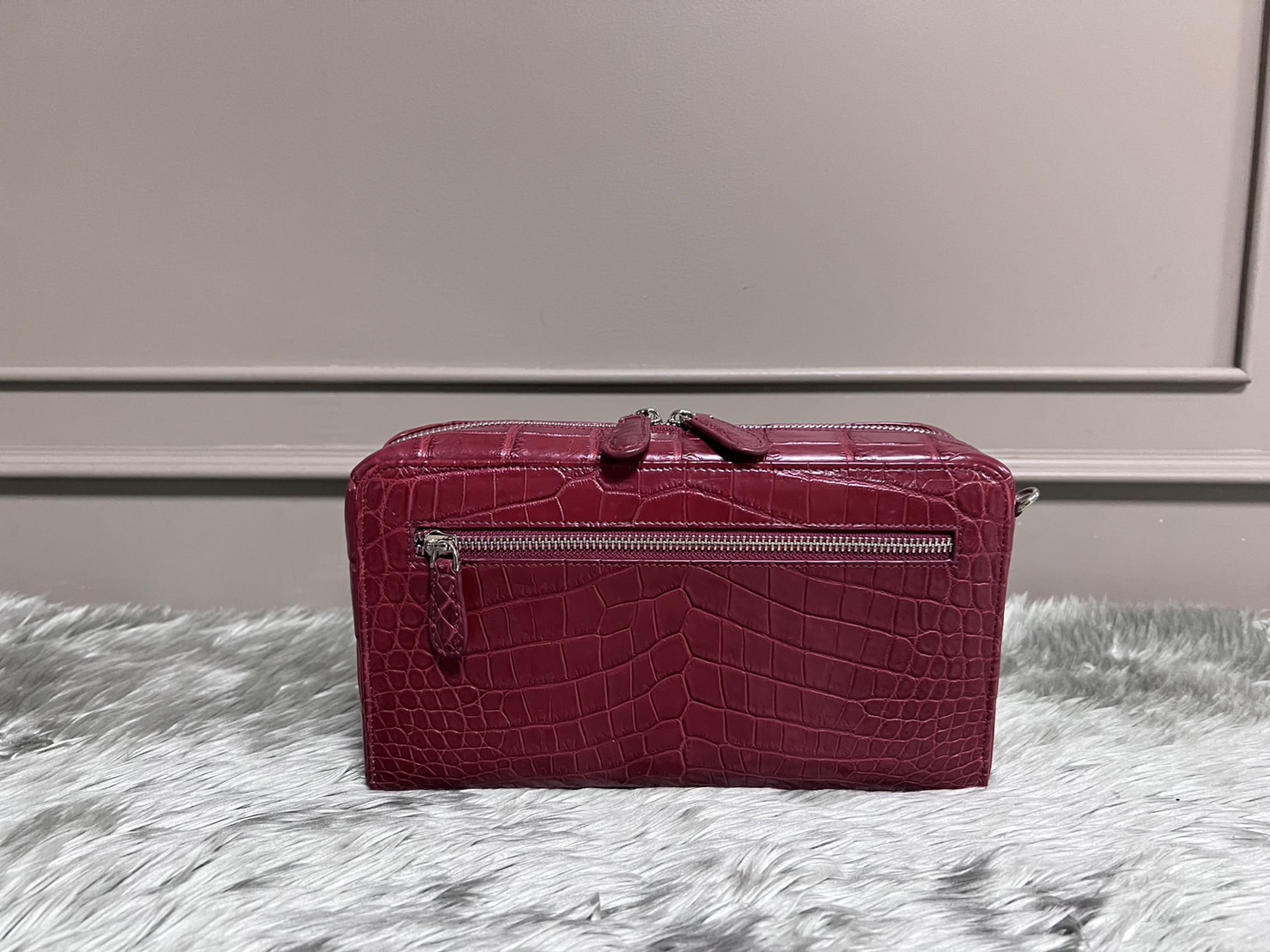 M Roma Bag (M) - Image 3